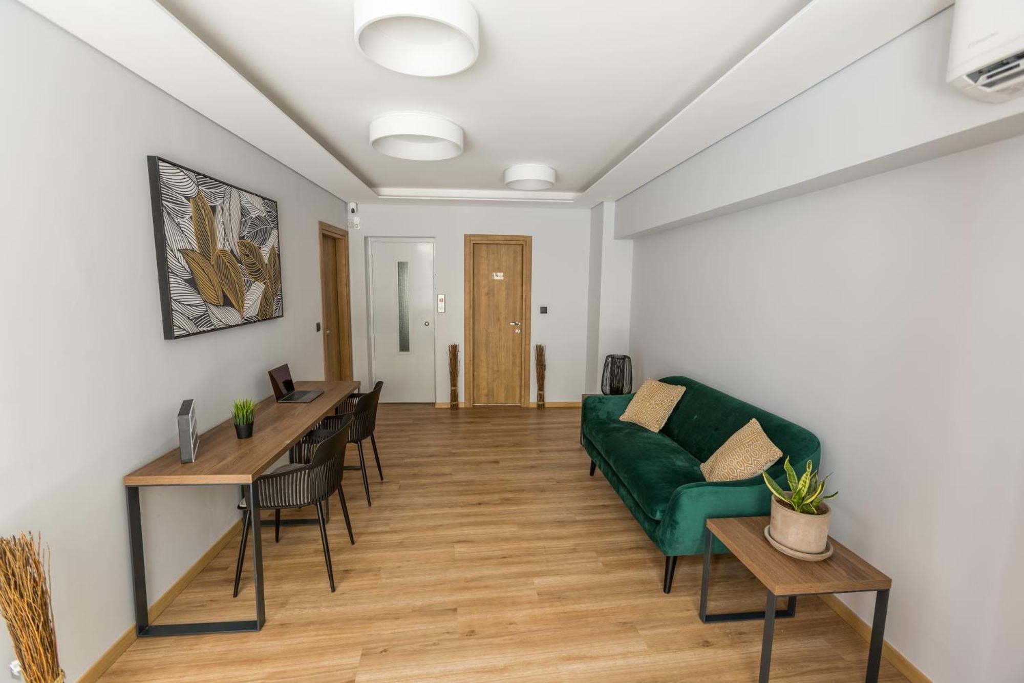 Apartment Aethir Urban By Raise Athens